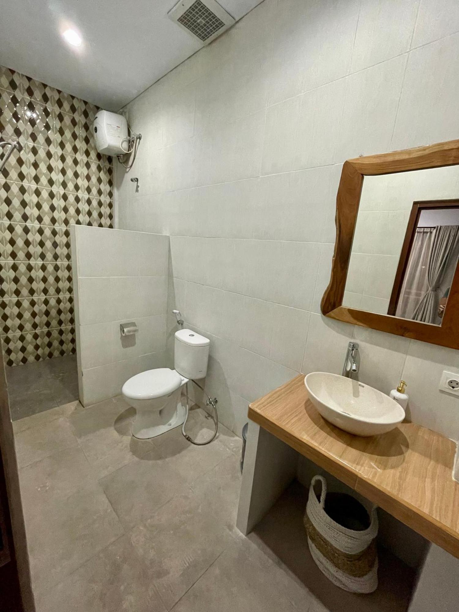 Chua Guest House Canggu Exterior foto